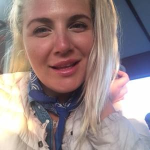 Meet your Posher, Micaela